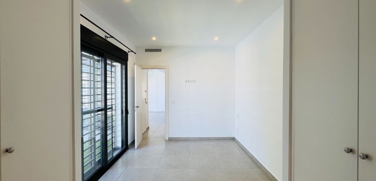 Venta - Villa -
San Pedro del Pinatar - Lo pagan