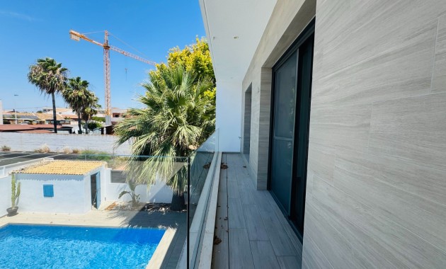 Venta - Villa -
San Pedro del Pinatar - Lo pagan