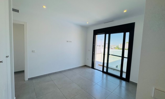 Venta - Villa -
San Pedro del Pinatar - Lo pagan
