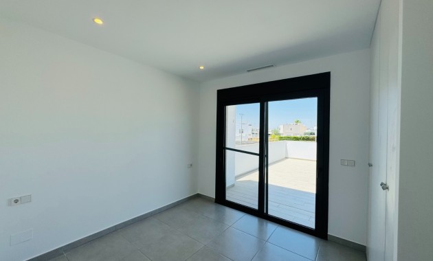 Venta - Villa -
San Pedro del Pinatar - Lo pagan