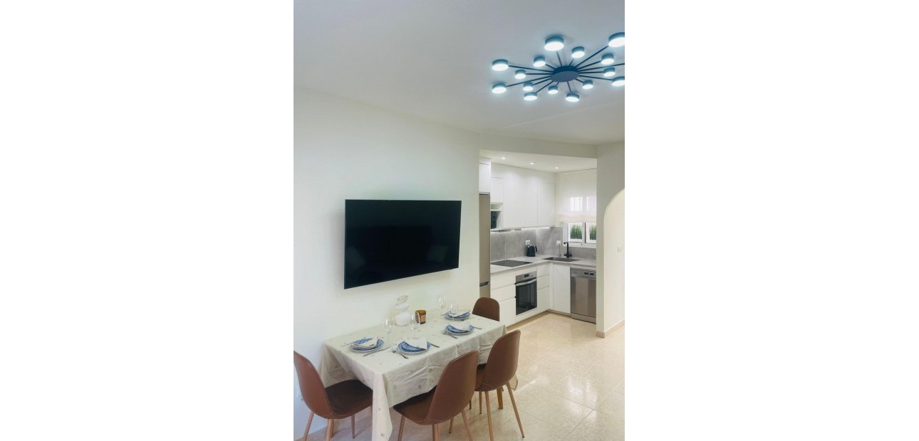 Venta - Villa -
Orihuela Costa - Villamartín-Las Filipinas