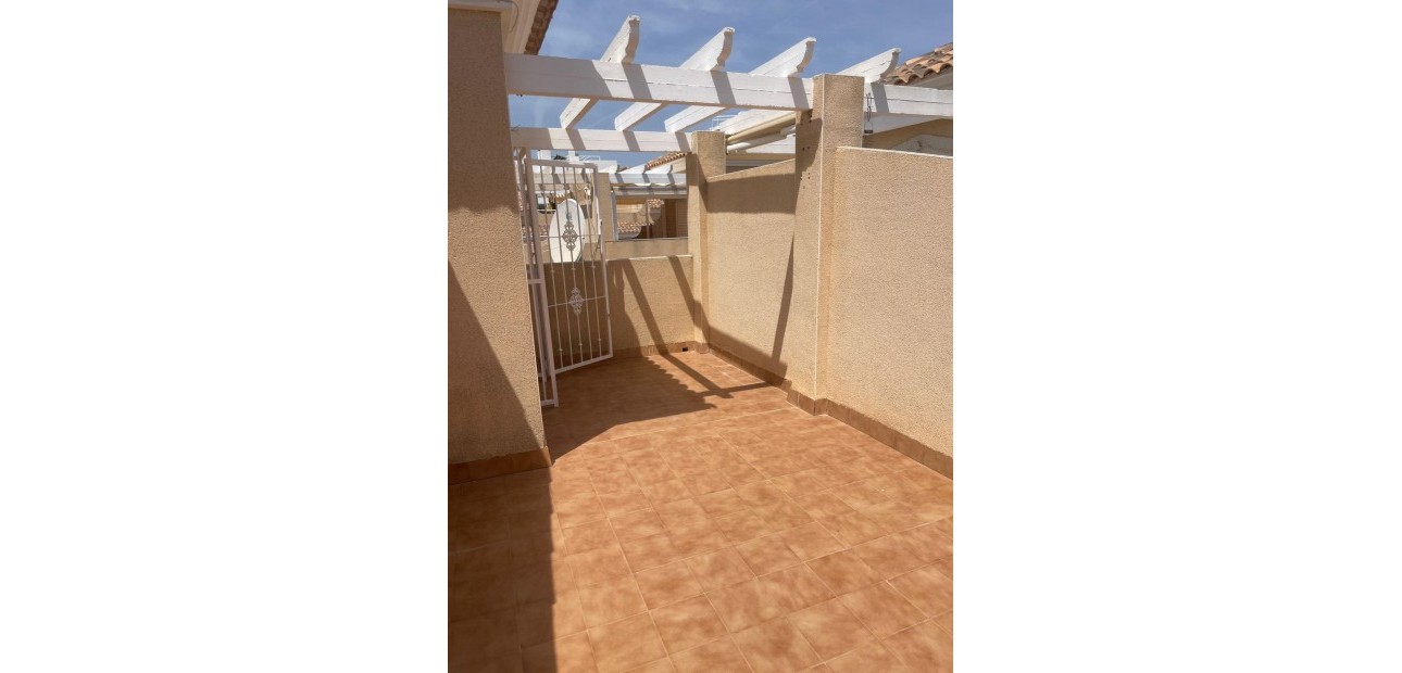 Venta - Villa -
Orihuela Costa - Villamartín-Las Filipinas