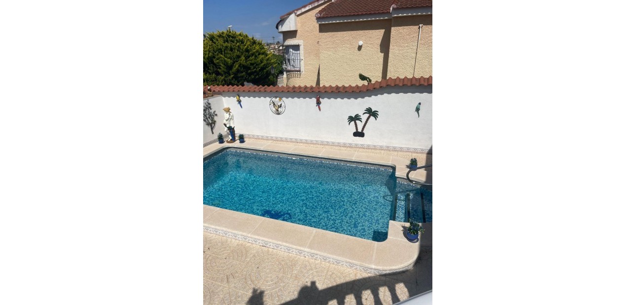 Venta - Apartamento / piso -
Rojales - Centro de la Ciudad Quesada
