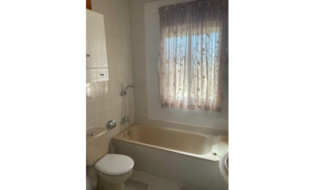 Venta - Apartamento / piso -
Rojales - Centro de la Ciudad Quesada
