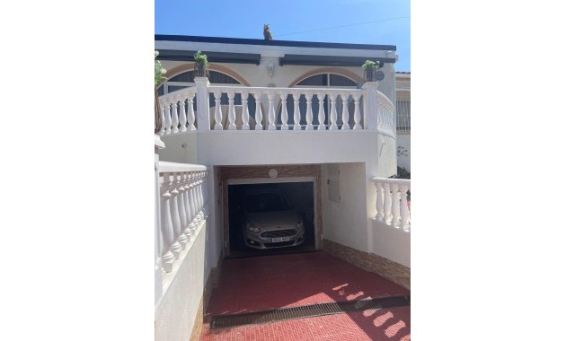 Venta - Apartamento / piso -
Rojales - Centro de la Ciudad Quesada
