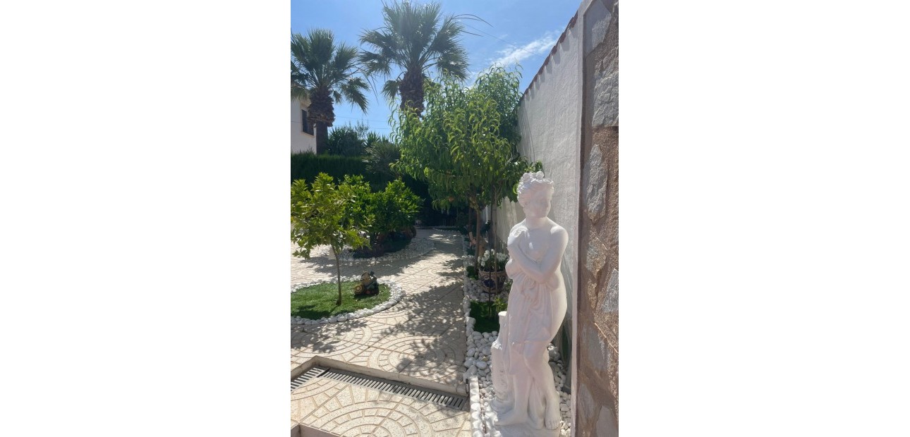 Venta - Apartamento / piso -
Rojales - Centro de la Ciudad Quesada