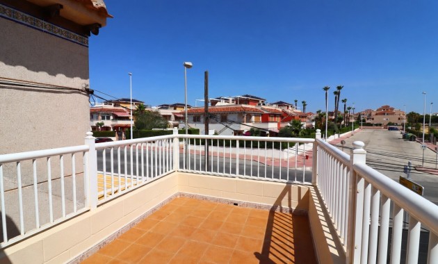 Venta - Apartamento / piso -
Orihuela Costa - Punta Prima