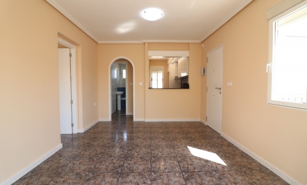 Venta - Apartamento / piso -
Orihuela Costa - Punta Prima