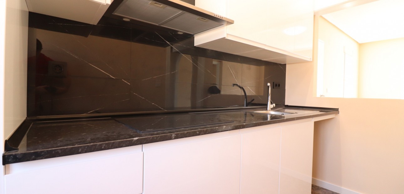 Venta - Apartamento / piso -
Orihuela Costa - Punta Prima