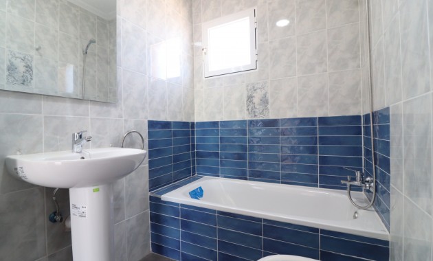Venta - Apartamento / piso -
Orihuela Costa - Punta Prima