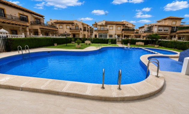 Venta - Apartamento / piso -
Orihuela Costa - Punta Prima