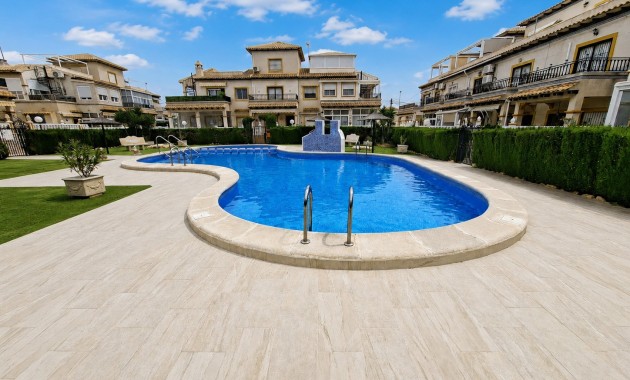 Venta - Apartamento / piso -
Orihuela Costa - Punta Prima