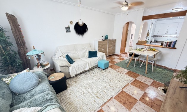 Venta - Bungalow -
Orihuela Costa - La Zenia