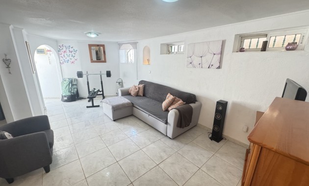 Venta - Detached Villa -
Orihuela Costa - Villamartin