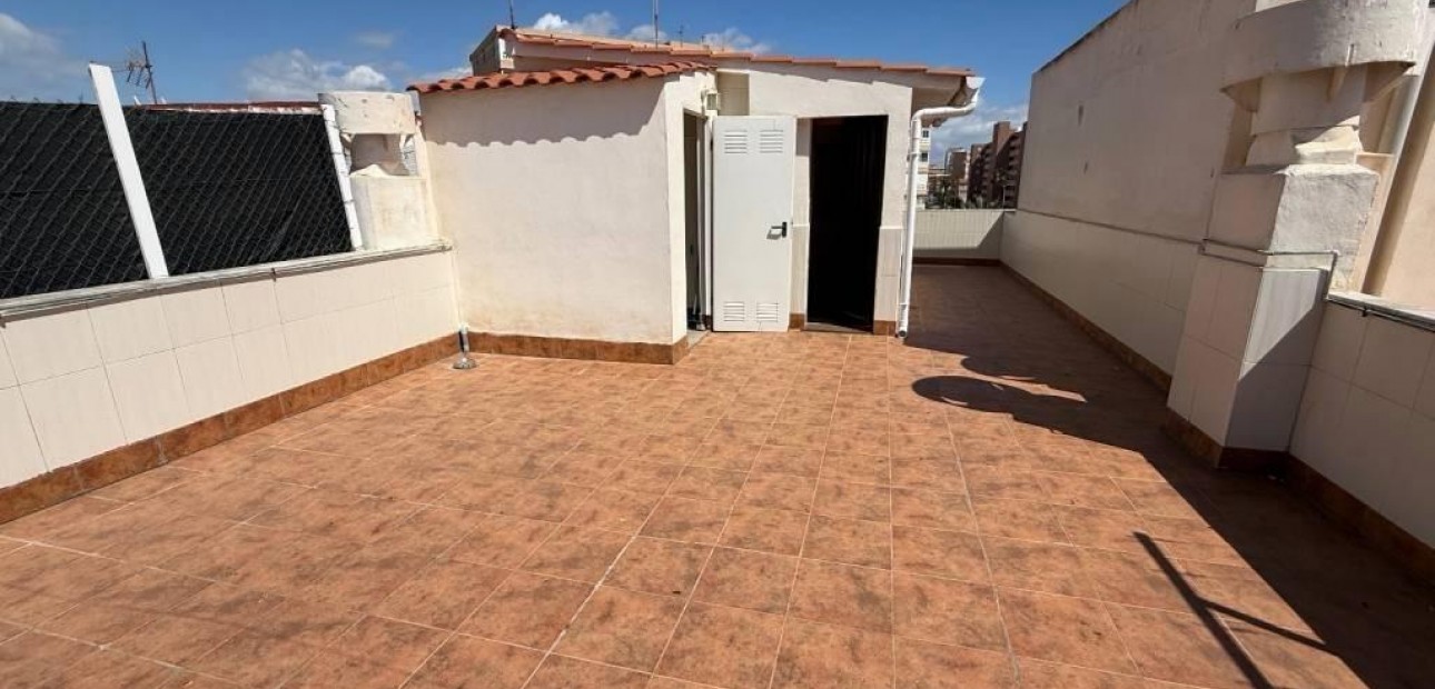 Venta - Ático -
Torrevieja - Los Europeos