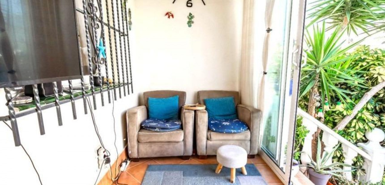 Venta - Terraced house -
Orihuela Costa - La Florida