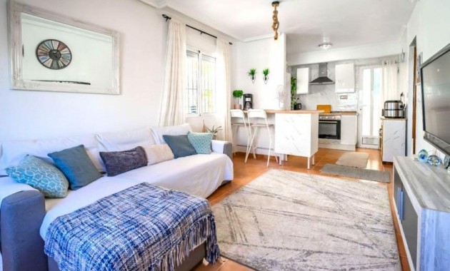 Venta - Terraced house -
Orihuela Costa - La Florida