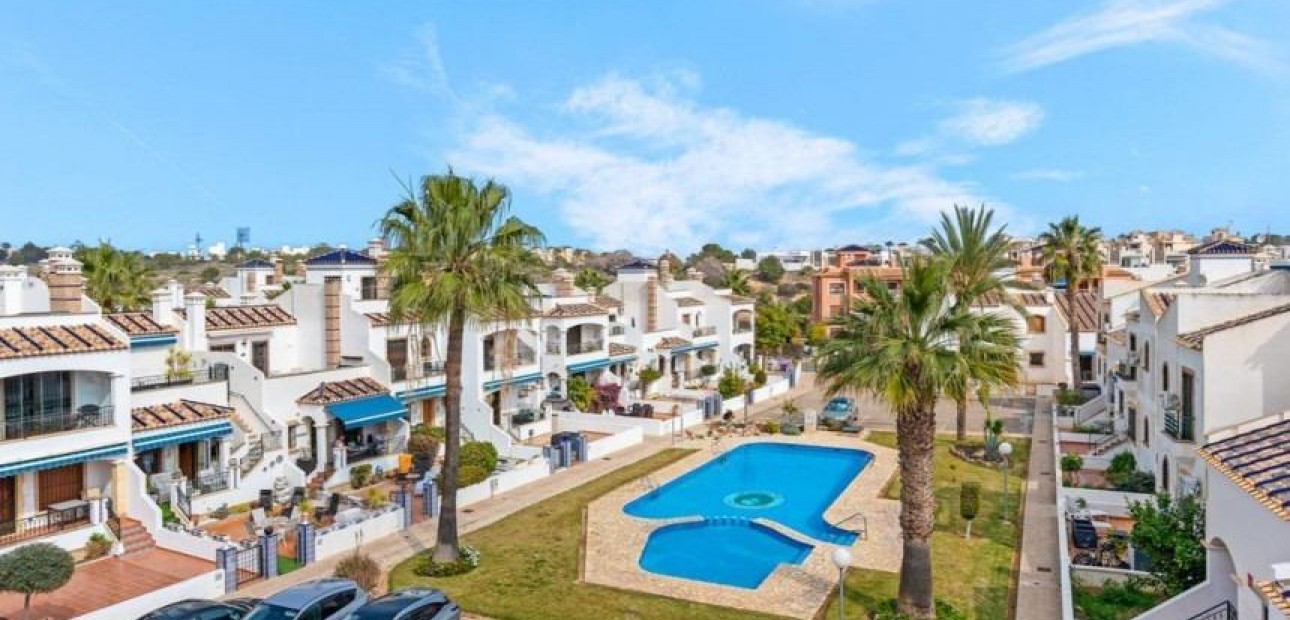 Venta - Ático -
Orihuela Costa - PAU 8