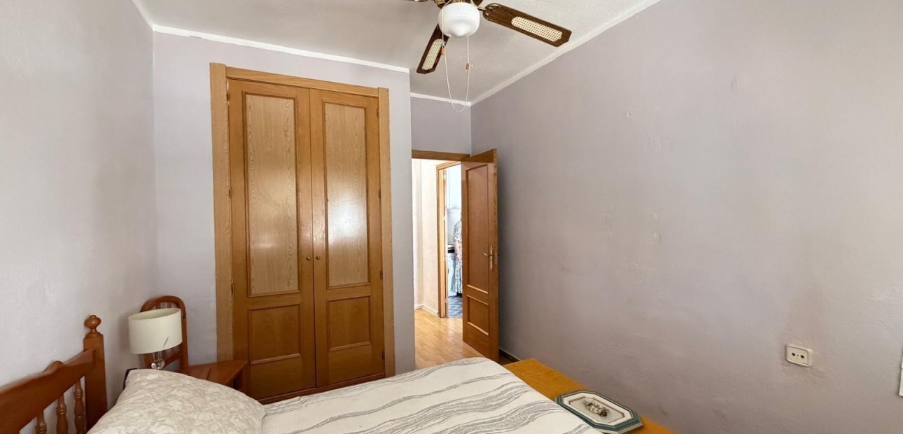 Herverkoop - Appartement / flat -
Torrevieja - Estacion de autobuses