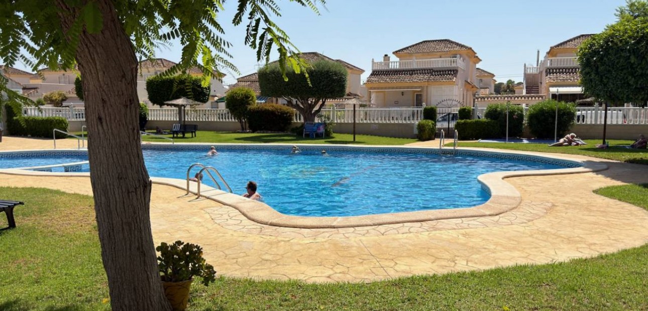 Venta - Villa -
Algorfa - Lo Crispin