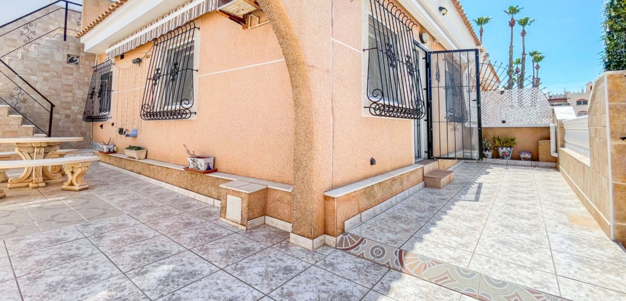 Venta - Bungalow -
Los Alcázares - Los Narejos