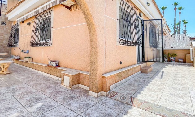 Venta - Bungalow -
Los Alcázares - Los Narejos