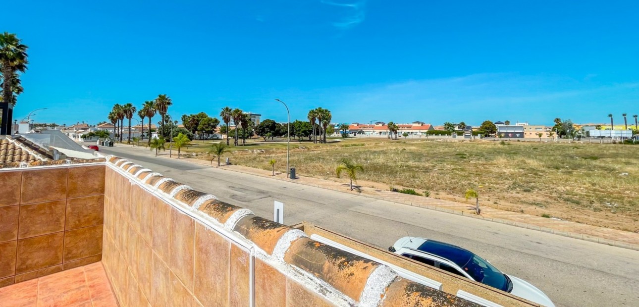 Venta - Bungalow -
Los Alcázares - Los Narejos