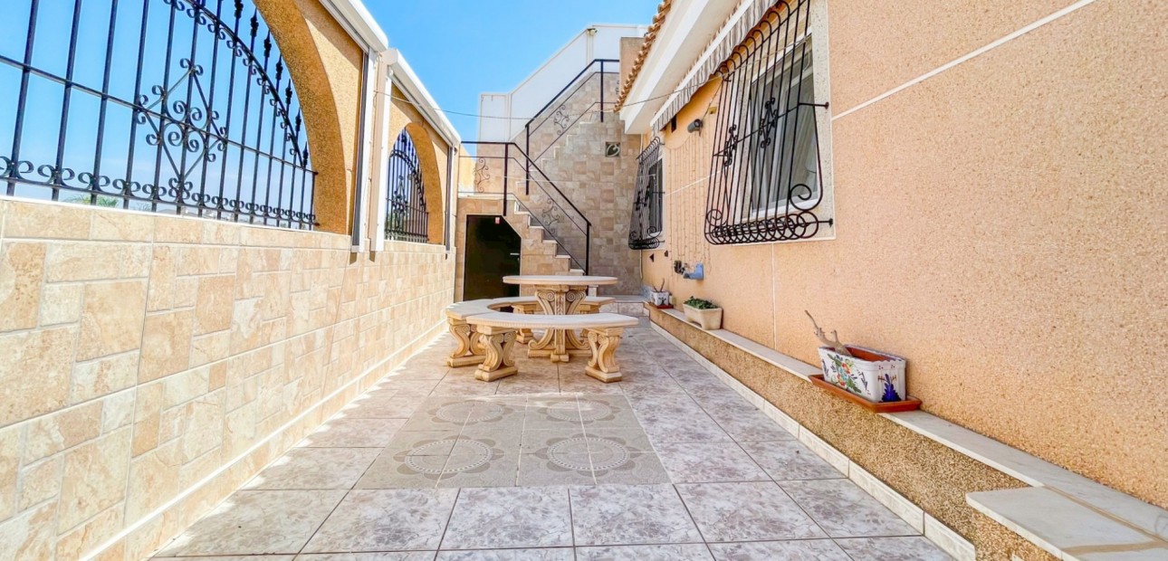 Venta - Bungalow -
Los Alcázares - Los Narejos