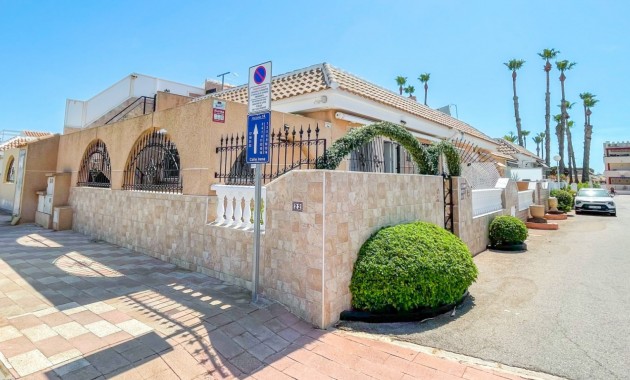 Venta - Bungalow -
Los Alcázares - Los Narejos
