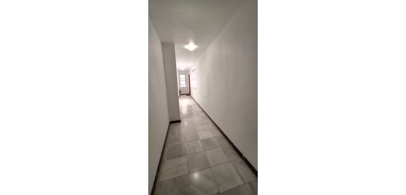 Venta - Apartamento / piso -
Orihuela - Zona Centro