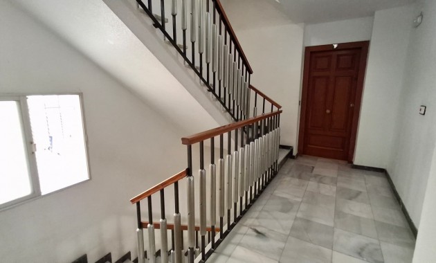 Venta - Apartamento / piso -
Orihuela - Zona Centro