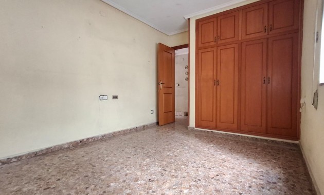 Venta - Apartamento / piso -
Orihuela - Zona Centro