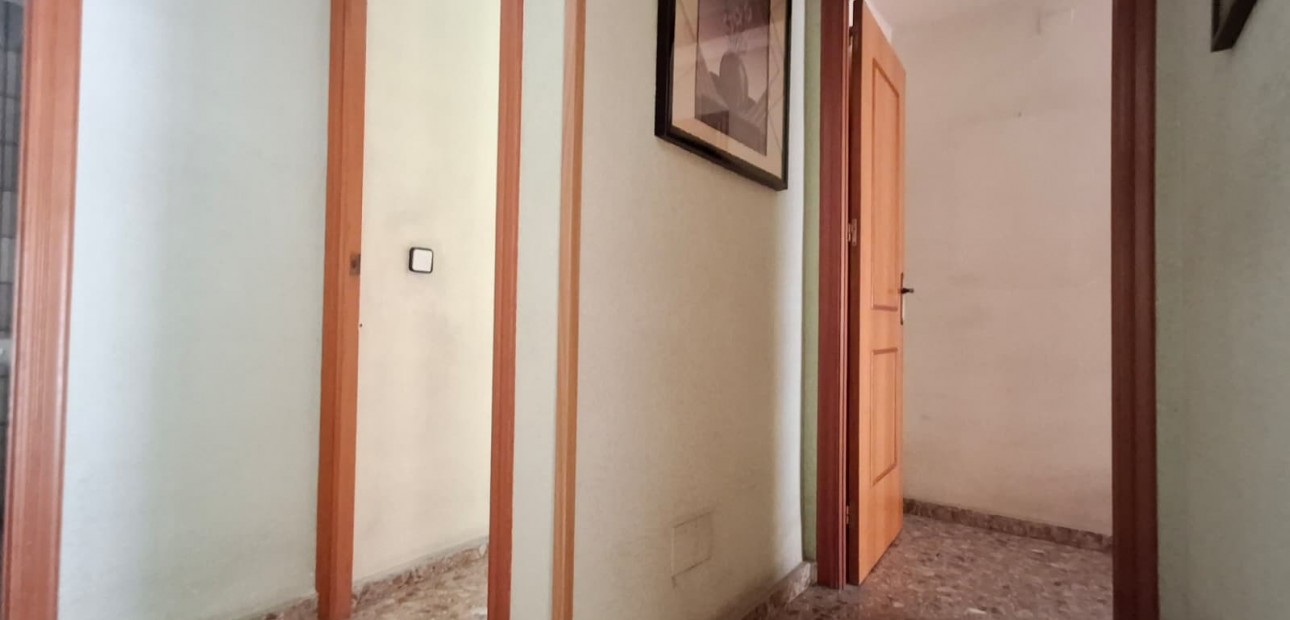 Venta - Apartamento / piso -
Orihuela - Zona Centro