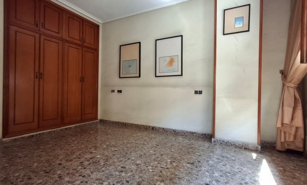 Venta - Apartamento / piso -
Orihuela - Zona Centro