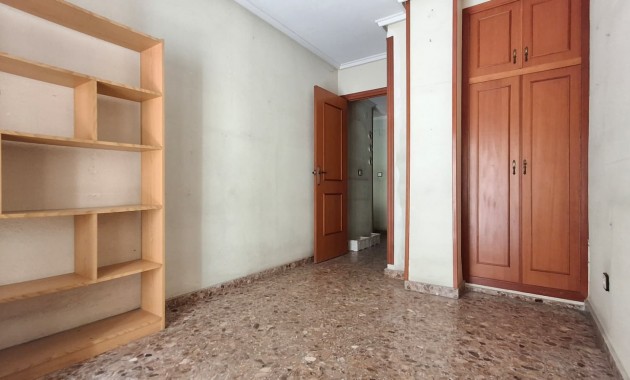 Venta - Apartamento / piso -
Orihuela - Zona Centro