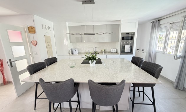 Venta - Detached Villa -
San Miguel de Salinas - San Miguel - Town