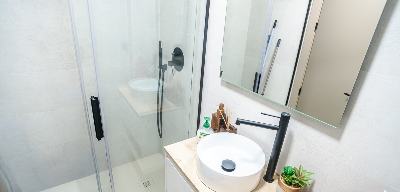 Herverkoop - Appartement / flat -
Torrevieja - Acequion