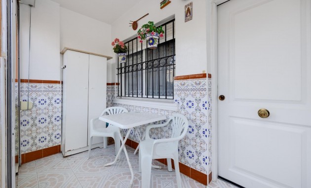 Sale - Bungalow -
Torrevieja - Acequion