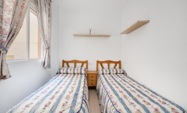 Sale - Bungalow -
Torrevieja - Acequion