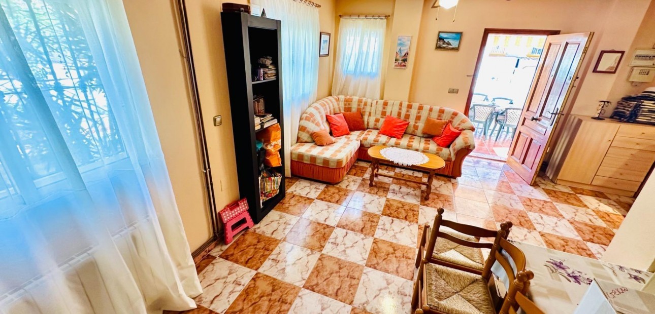 Venta - Villa -
Orihuela Costa - La Regia