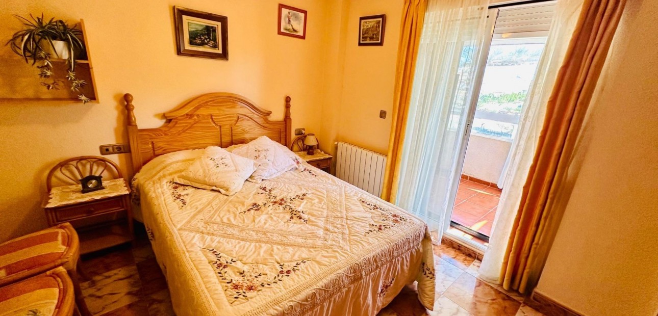 Venta - Villa -
Orihuela Costa - La Regia