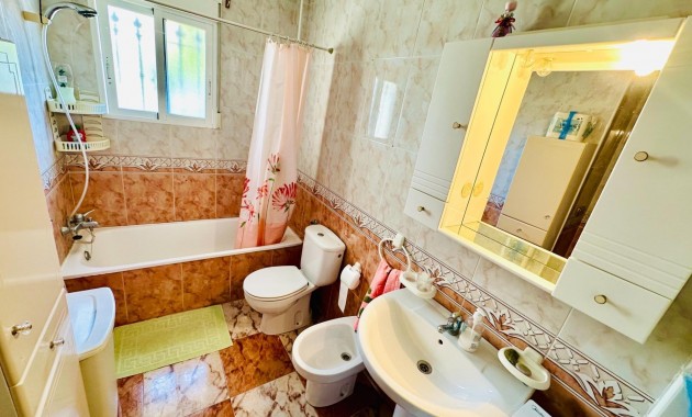 Venta - Villa -
Orihuela Costa - La Regia