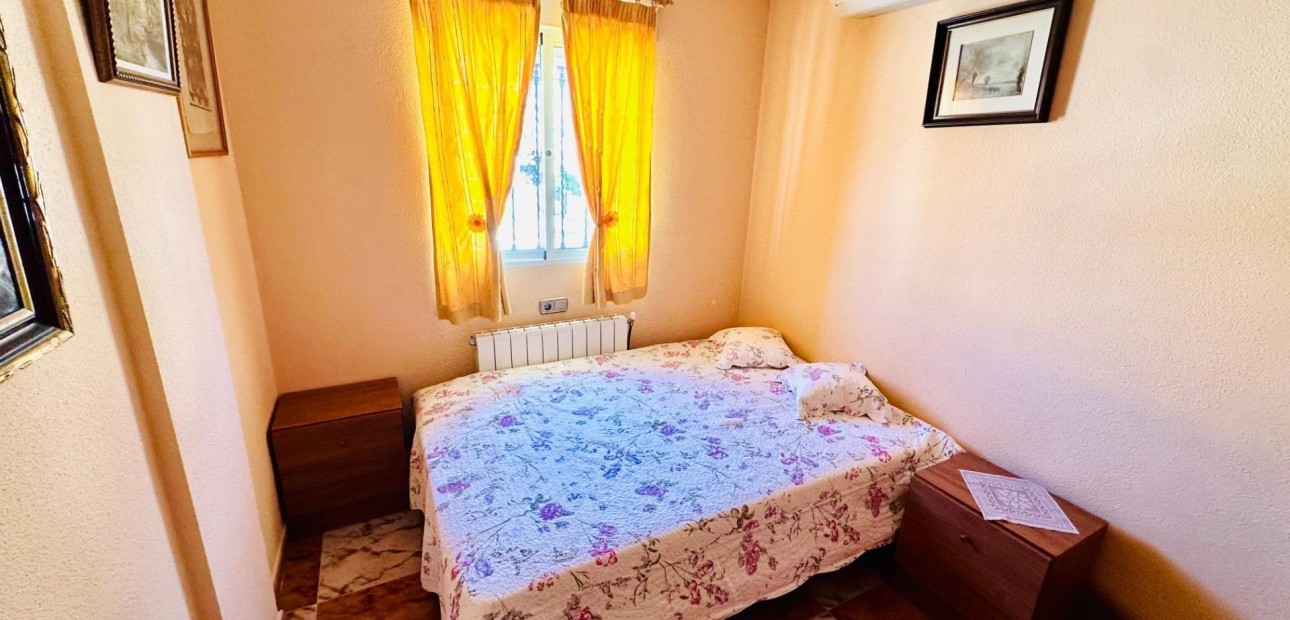 Venta - Villa -
Orihuela Costa - La Regia