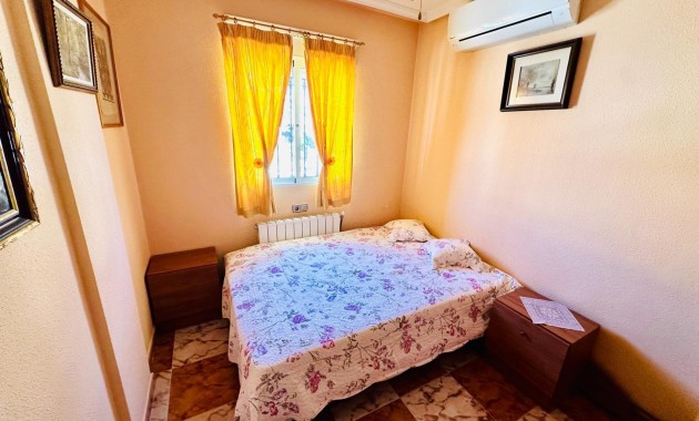 Venta - Villa -
Orihuela Costa - La Regia