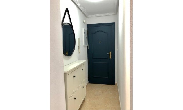 Venta - Apartamento / piso -
Torrevieja - torrevieja