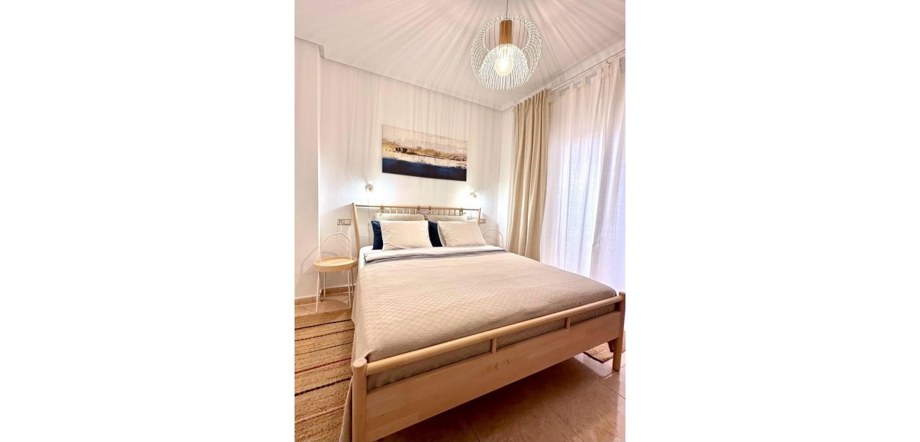 Venta - Apartamento / piso -
Torrevieja - torrevieja