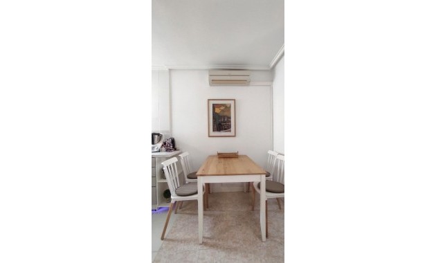 Sale - Bungalow -
Torrevieja - Los balcones