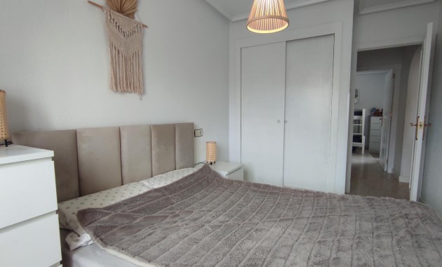 Sale - Bungalow -
Torrevieja - Los balcones