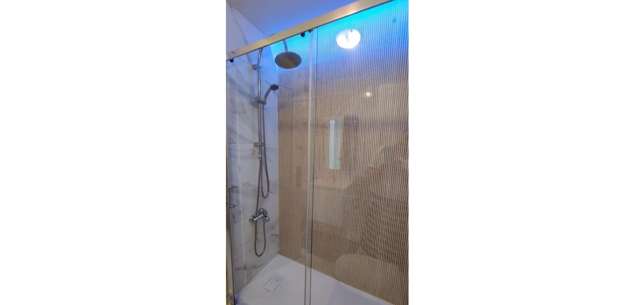 Sale - Bungalow -
Torrevieja - Los balcones
