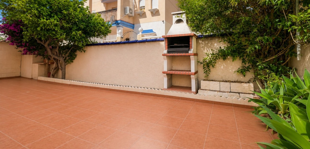 Herverkoop - Bungalow -
Orihuela Costa - Playa Flamenca